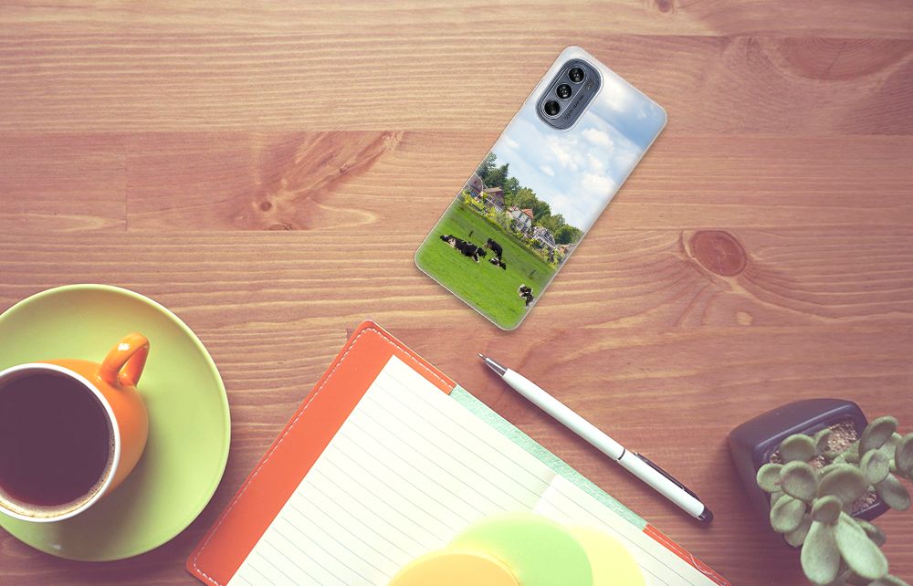 Motorola Moto G62 5G TPU Hoesje Koeien B2C Telecom