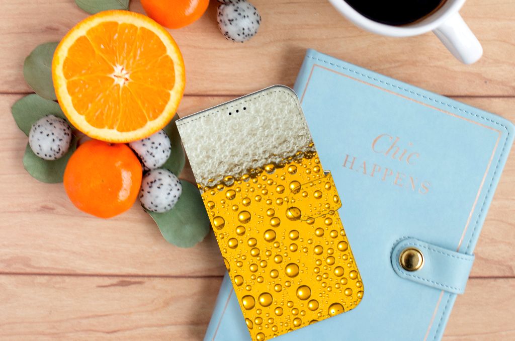 iPhone 14 Plus Book Cover Bier met bierreferentie, perfect voor bierliefhebbers en festivalliefhebbers đģ