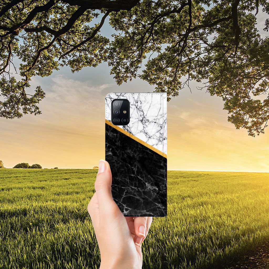 Samsung Galaxy A71 Standcase Marmer Wit Zwart - Origineel Cadeau Man - B2C Telecom