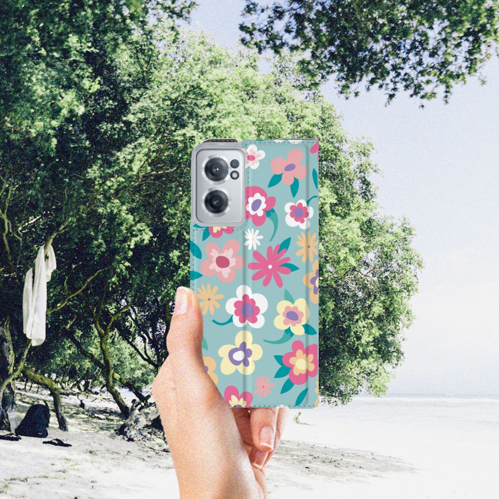 OnePlus Nord CE 2 5G Smart Cover Flower Power - B2C Telecom