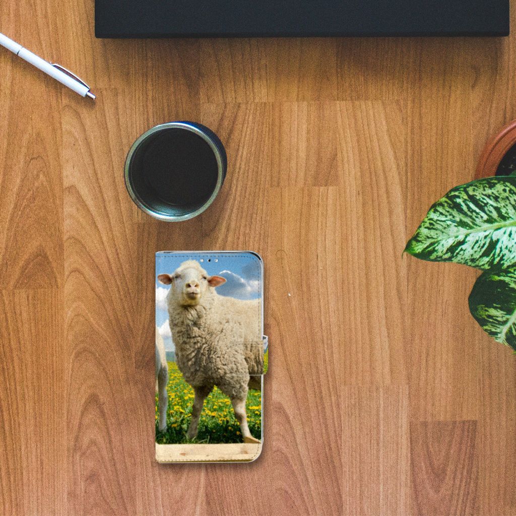 Huawei Y6 (2019) Telefoonhoesje met Pasjes Schaap en Lammetje