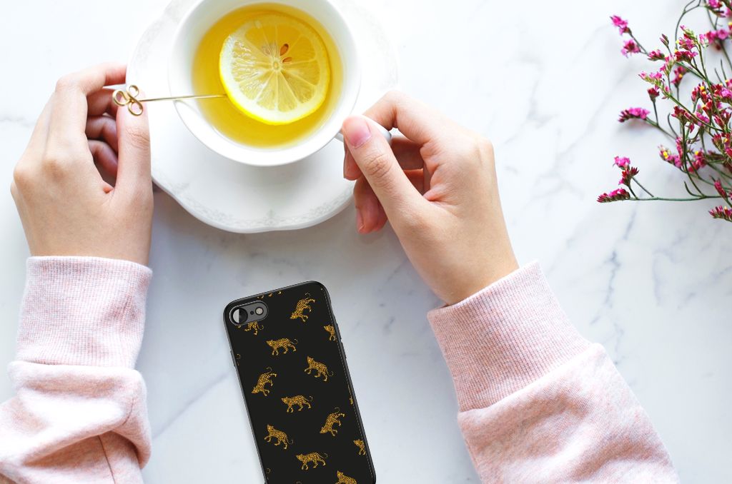 Dierenprint Telefoonhoesje voor iPhone SE 2022 | SE 2020 | 7/8 Leopards met een kopje thee en citroen.