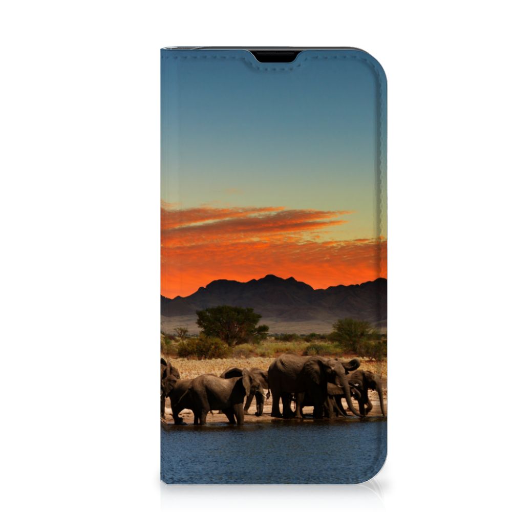 iPhone 13 Mini Hoesje maken Olifanten met afbeelding van olifanten bij het water tijdens zonsondergang đ
.