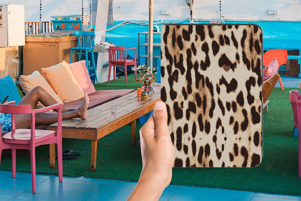 iPad (2022) 10.9 Flip Case Leopard