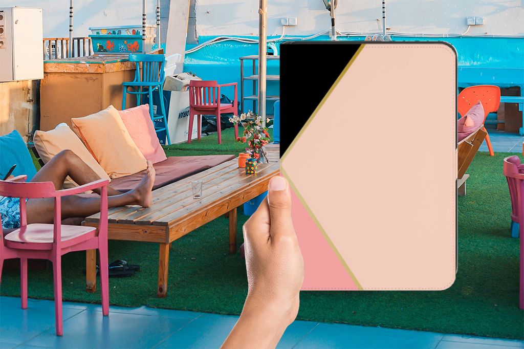 iPad (2022) 10.9 Tablet Beschermhoes Zwart Roze Vormen