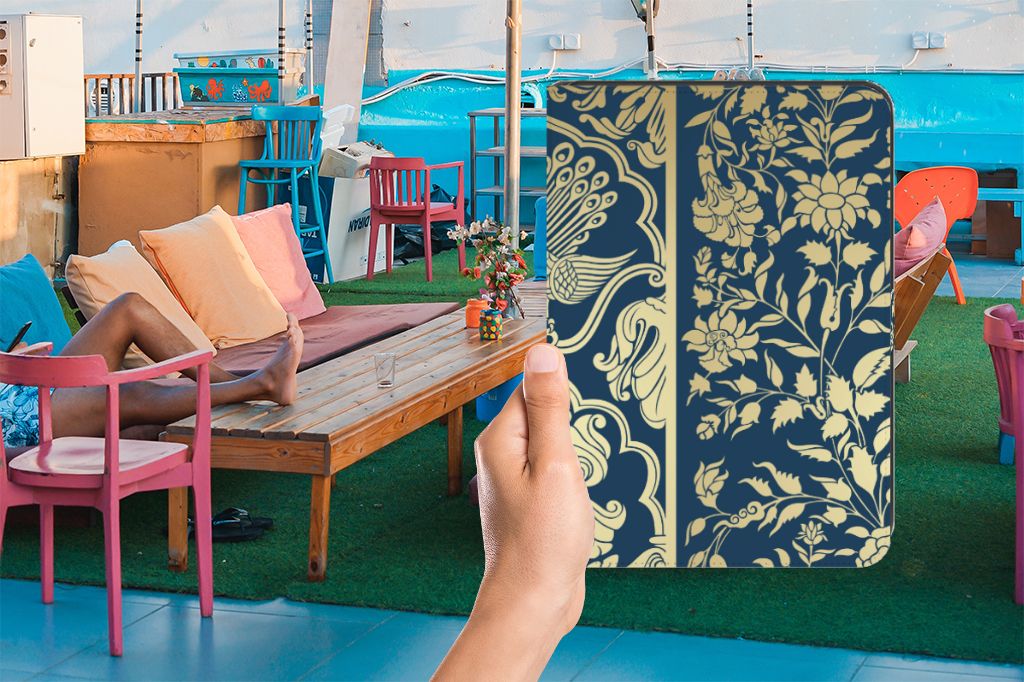 iPad (2022) 10.9 Tablet Cover Beige Flowers