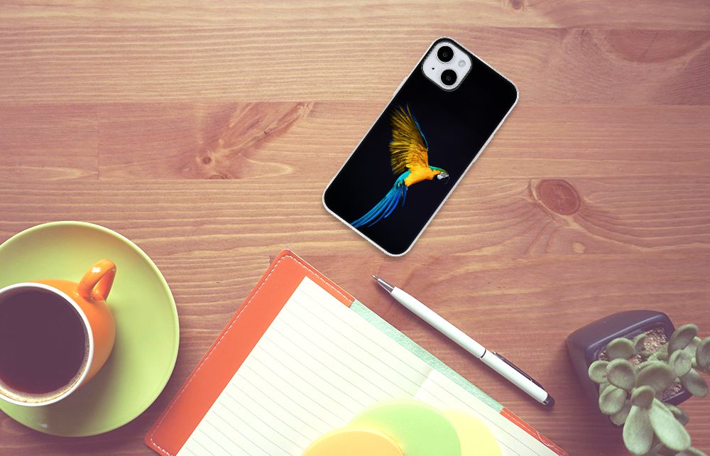 iPhone 15 Plus TPU Hoesje Papegaai met kleurrijk papegaai ontwerp op zwarte achtergrond
