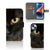 iPhone 15 Plus Telefoonhoesje met Pasjes Zwarte Kat met close-up van een zwarte kat met gele ogen