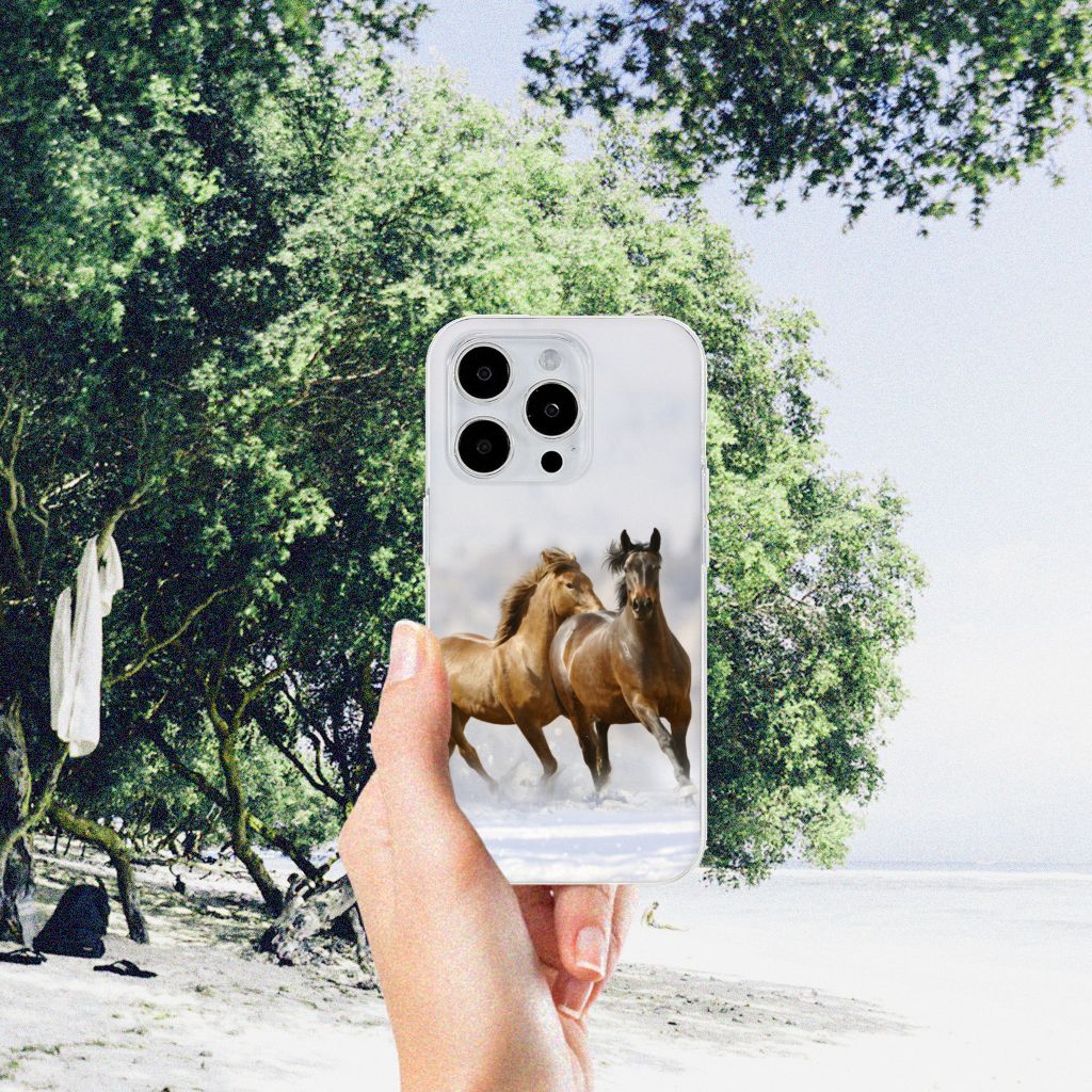 iPhone 15 Pro Max TPU Hoesje Paarden met twee rennende paarden op een mooie achtergrond đŋ