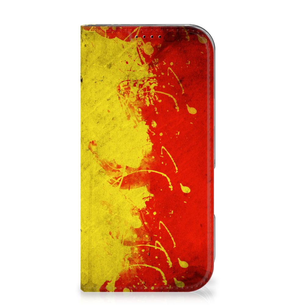 iPhone 16 Pro Standcase België design hoesje voorkant geel rood