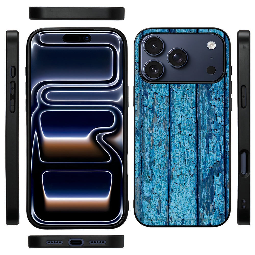 Zijaanzicht Wood Blue hoesje iPhone 18 Pro Max met soepele zwarte TPU-rand langs de zijknop
