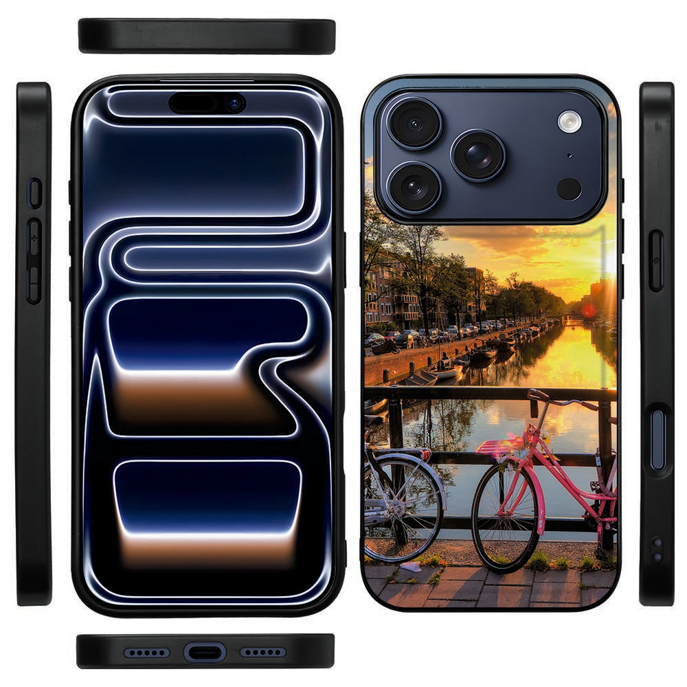 Zijkant van de Amsterdamse Grachten back cover voor iPhone 18 Pro Max met zwarte rand