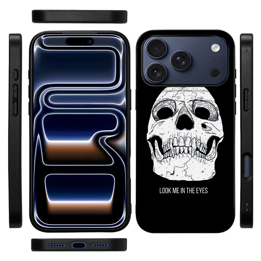 Zwarte TPU-rand van de Skull Eyes back cover voor iPhone 18 Pro, iets hoger dan de lenzen