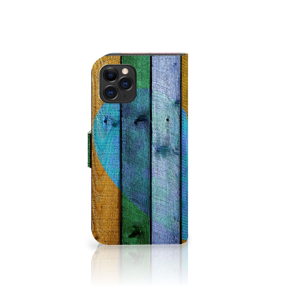 Apple iPhone 11 Pro Book Style Case Wood Heart - Cadeau voor je Vriend