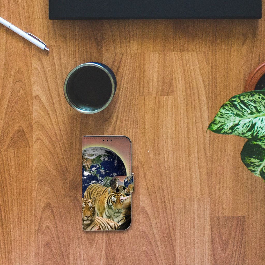 iPhone 13 Mini Telefoonhoesje met Pasjes Roofdieren