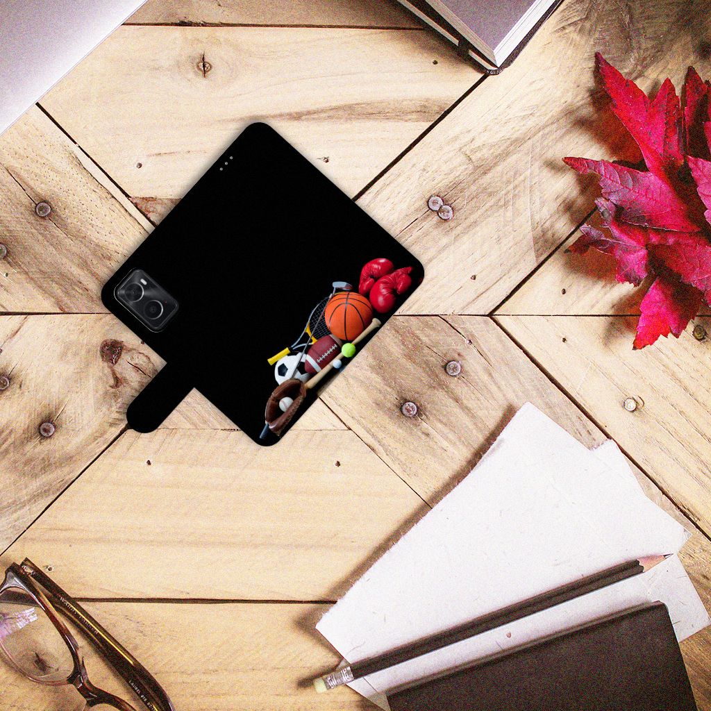 OPPO A76 | A96 Wallet Case met Pasjes Sports met sportafbeeldingen op een houten tafel