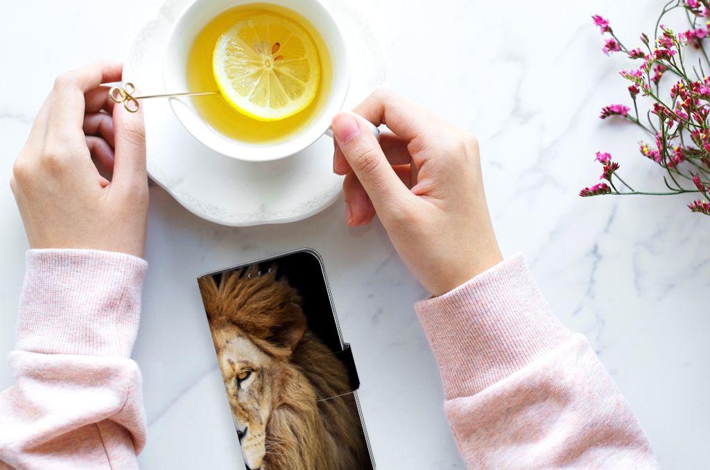 Samsung Galaxy M10 Telefoonhoesje met Pasjes Leeuw