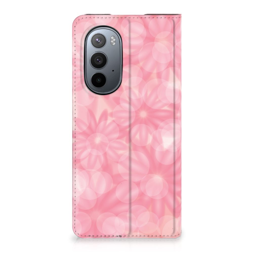 Motorola Edge 30 Pro Smart Cover Spring Flowers - B2C Telecom