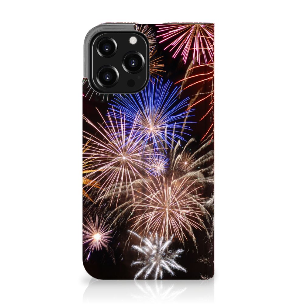 iPhone 13 Pro Max Hippe Standcase Vuurwerk - B2C Telecom