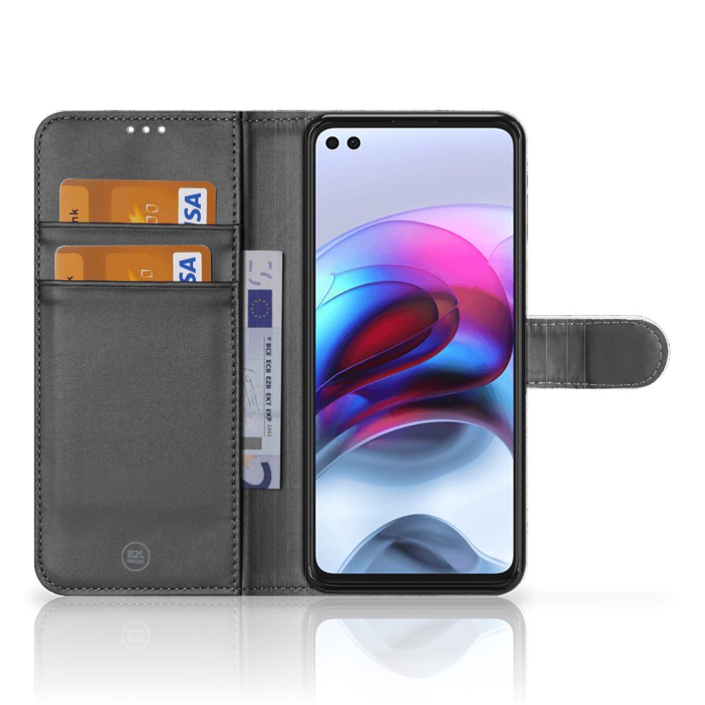 Motorola Moto G100 Telefoonhoesje met Pasjes Cheetah, open view with card slots and a smartphone display.