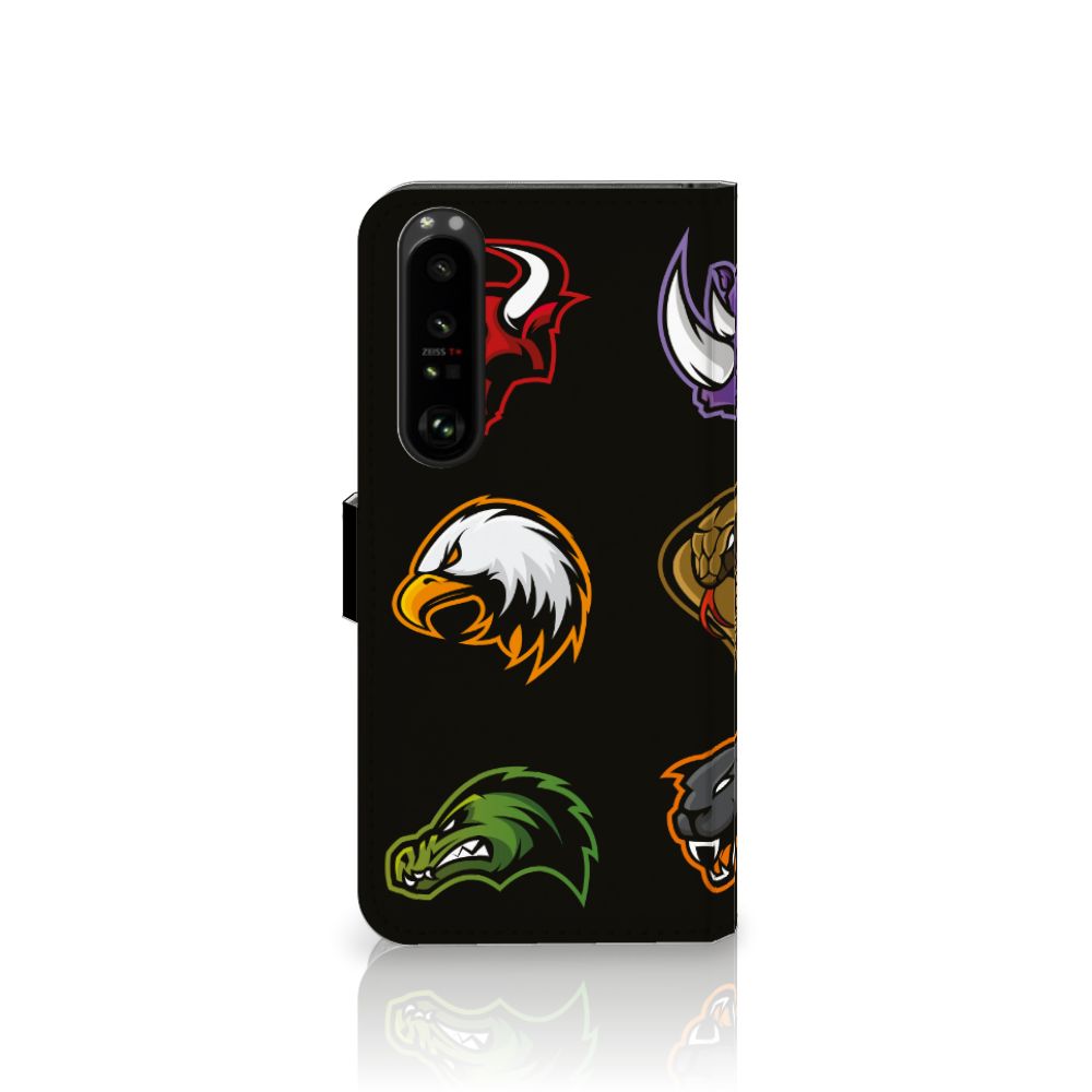 Sony Xperia 1 III Leuk Hoesje Cartoon met kleurrijke dierenlogo's op een zwart achtergrond.