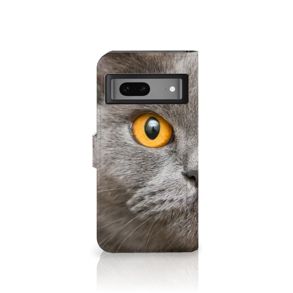 Telefoonhoesje met Pasjes Google Pixel 7 Britse Korthaar met close-up van een grijze kat met gele ogen.