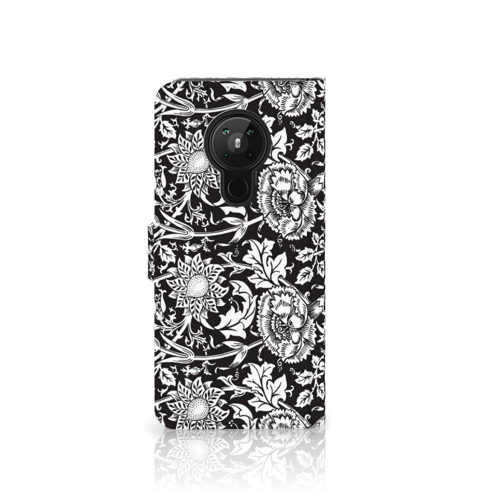 Nokia 5.3 Hoesje Black Flowers