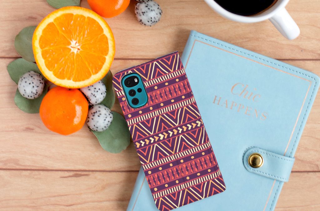 Motorola Moto G22 Hoesje met Magneet Aztec Paars - B2C Telecom