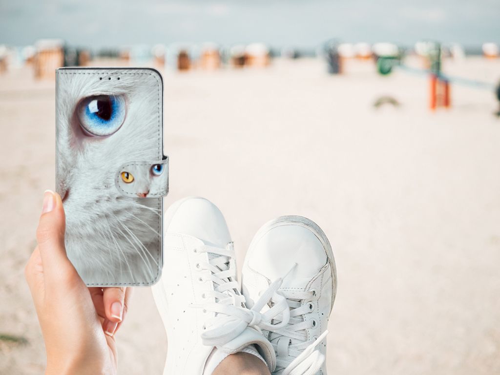 Samsung Galaxy M10 Telefoonhoesje met Pasjes Witte Kat