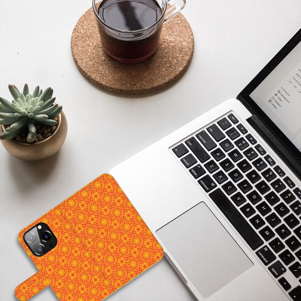 iPhone 14 Pro Telefoon Hoesje Batik Oranje
