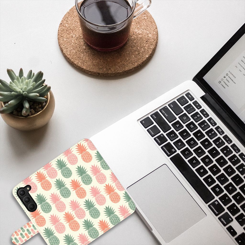 Samsung Galaxy S23 Plus Book Cover Ananas