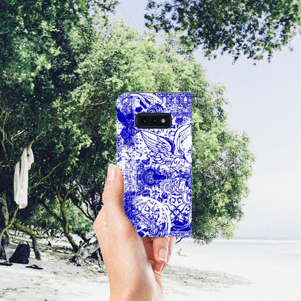 Mobiel BookCase Samsung Galaxy S10e Angel Skull Blauw
