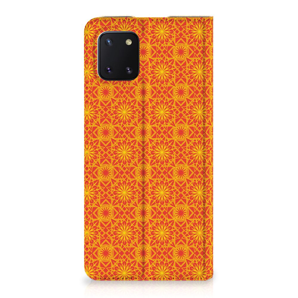 Samsung Galaxy Note 10 Lite Hoesje met Magneet Batik Oranje - B2C Telecom