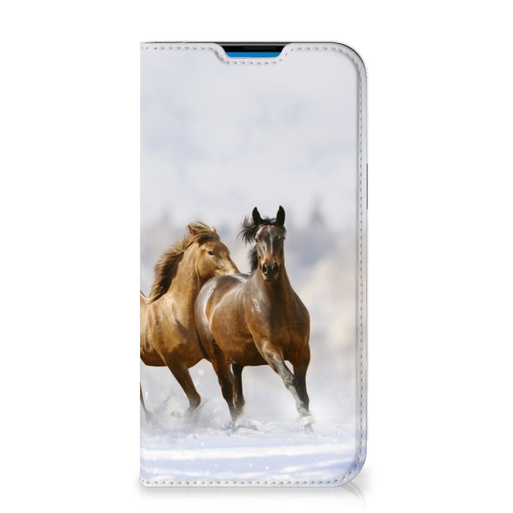 iPhone 14 Pro Max Hoesje maken Paarden met twee rennende paarden op een mooie achtergrond.