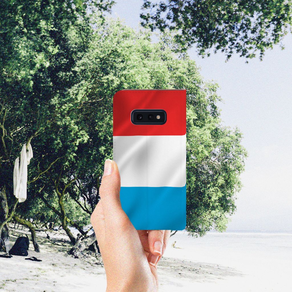 Samsung Galaxy S10e Standcase Luxemburg