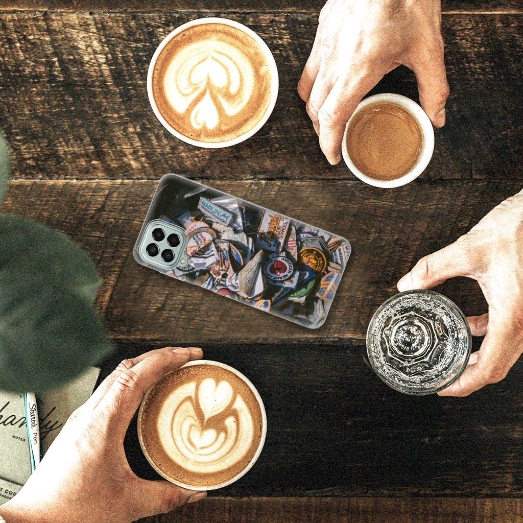 Samsung Galaxy M33 Siliconen Hoesje met foto Badges B2C Telecom