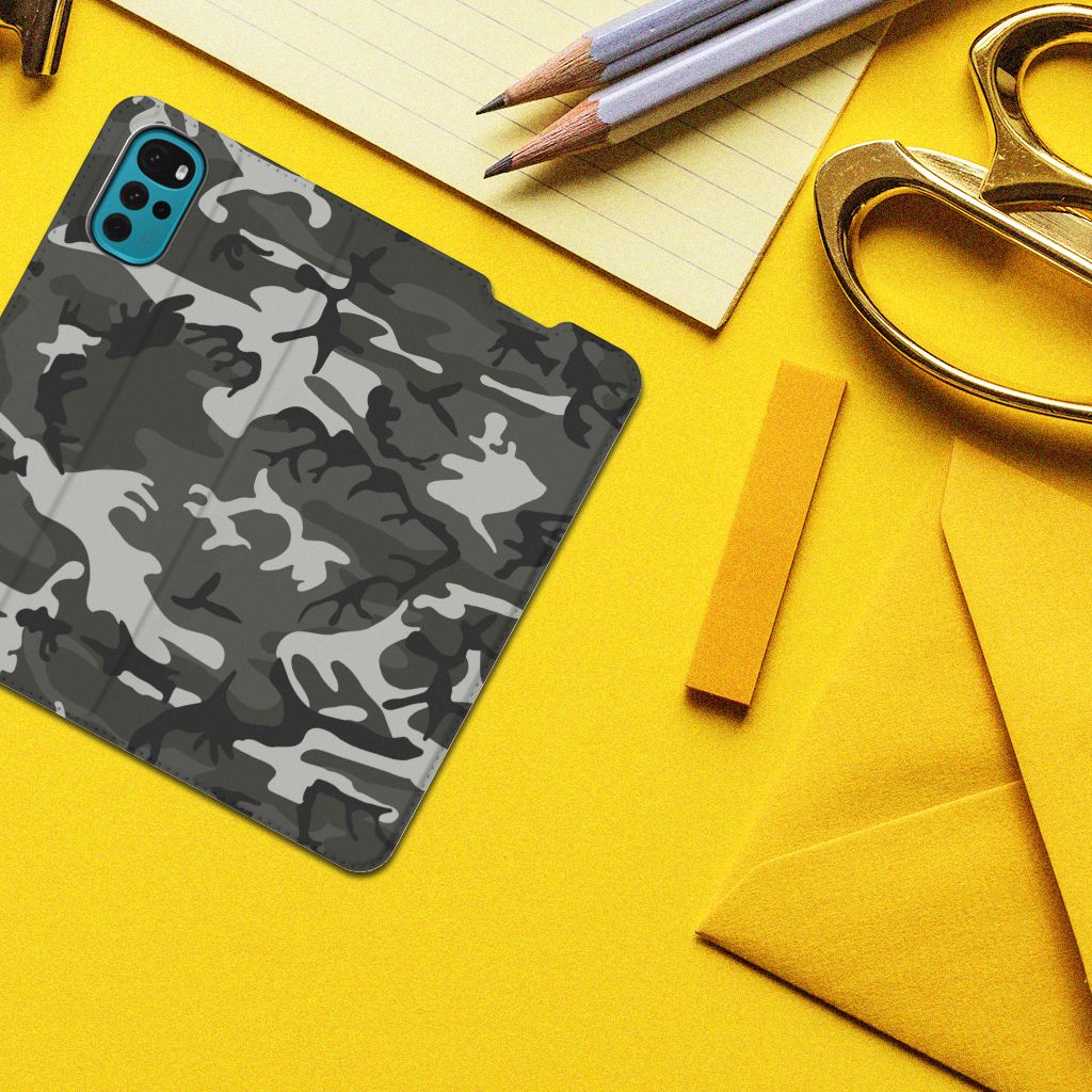 Motorola Moto G22 Hoesje met Magneet Army Light - B2C Telecom