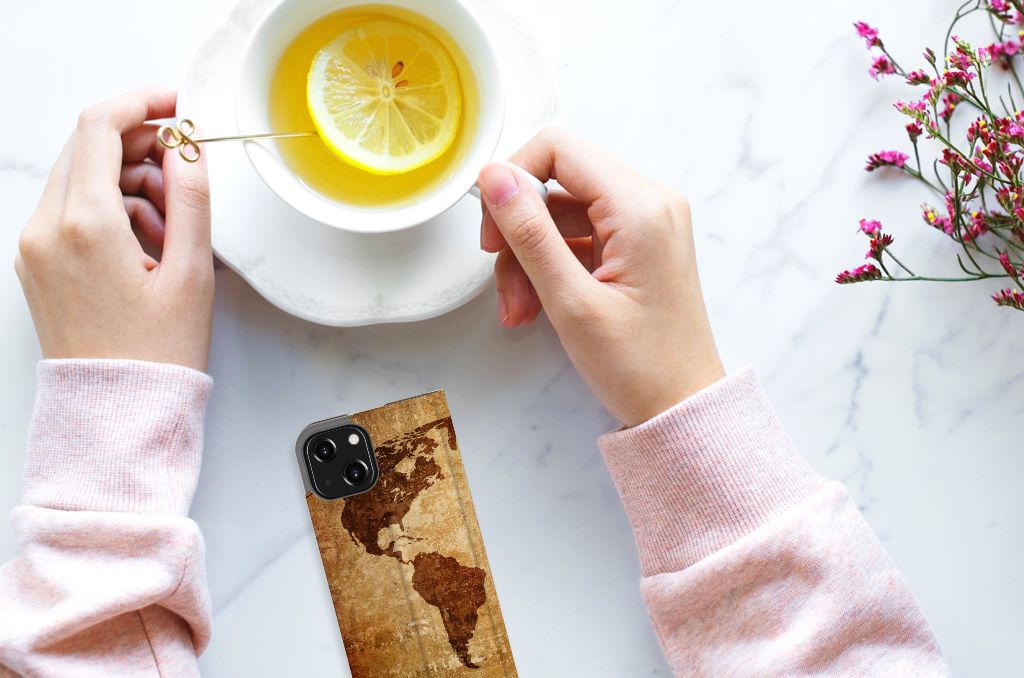 iPhone 13 Mini Book Cover Wereldkaart wereldkaart design hand drankje