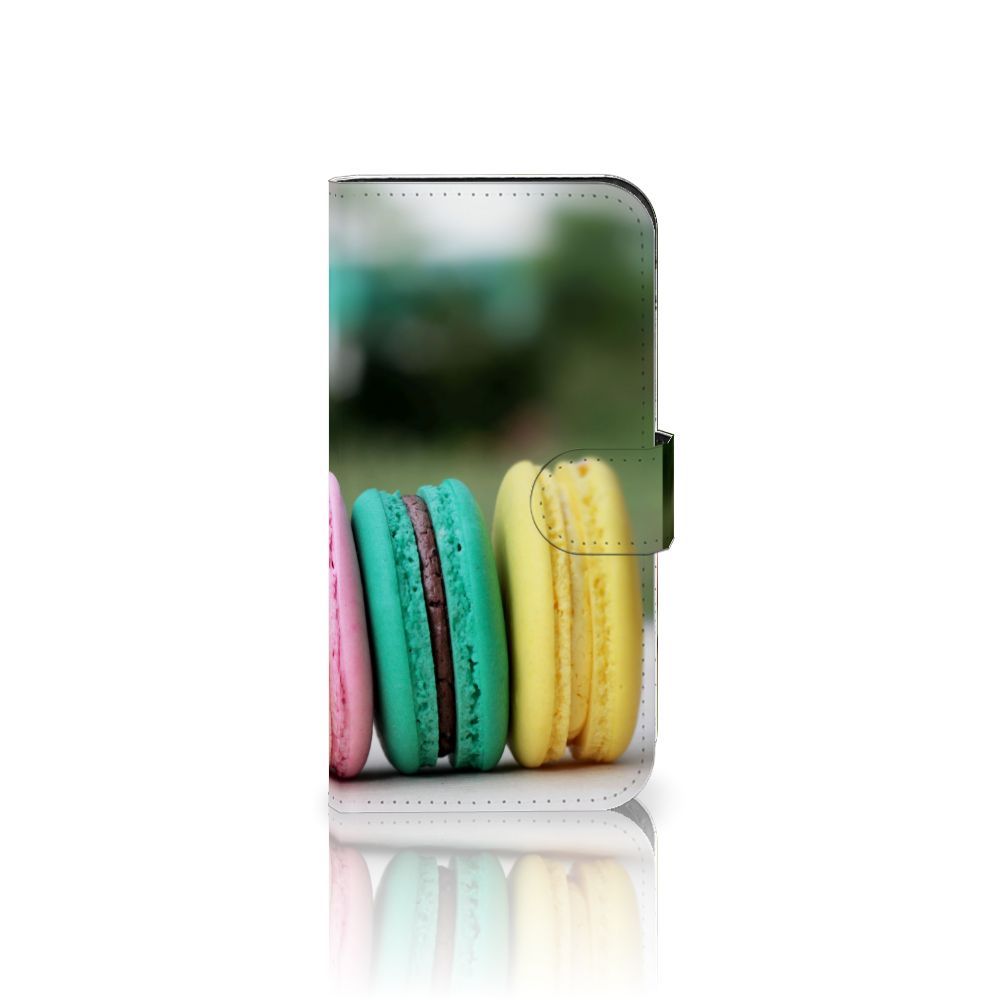 iPhone 15 Pro Book Cover Macarons met kleurrijke macarons in pasteltinten, ideaal voor stijl en bescherming.
