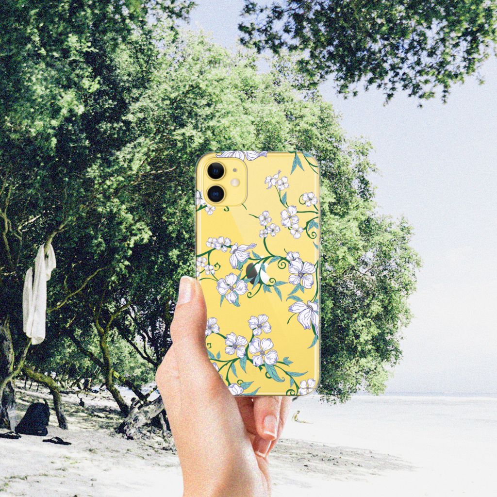 Apple iPhone 11 Uniek TPU Case Blossom White