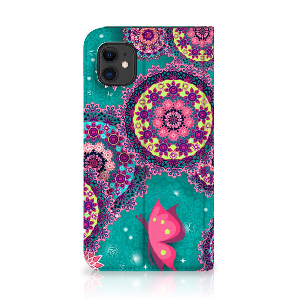 Apple iPhone 11 Bookcase Cirkels en Vlinders