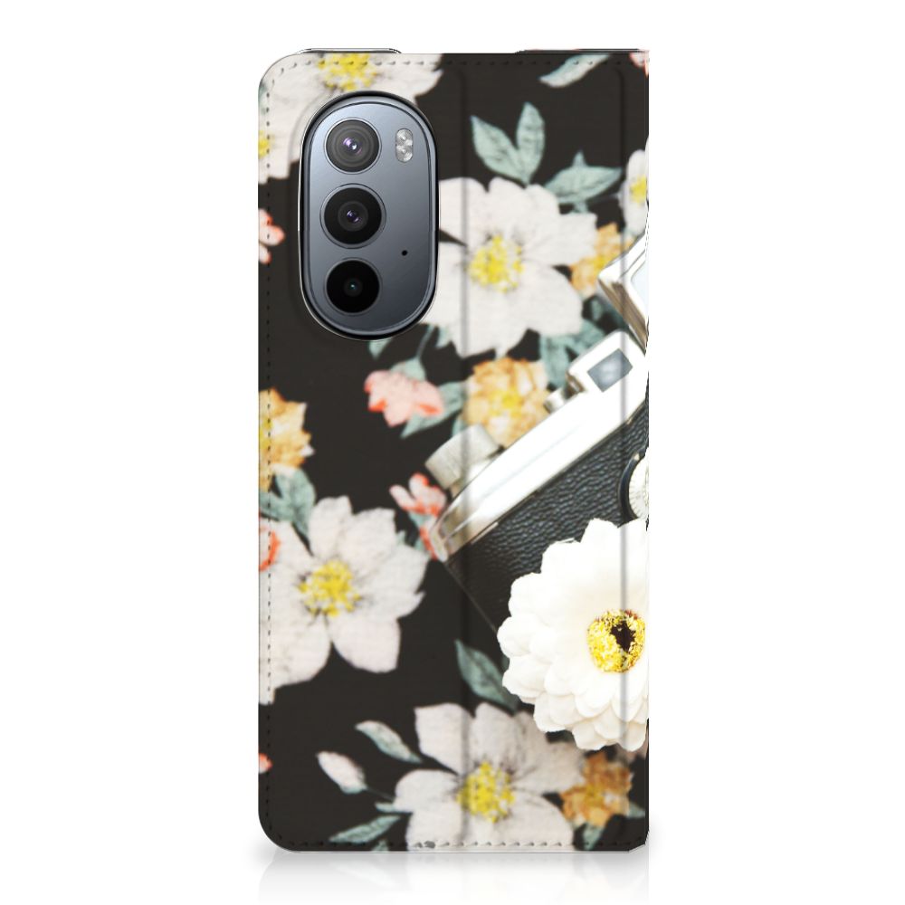 Motorola Edge 30 Pro Stand Case Vintage Camera - B2C Telecom