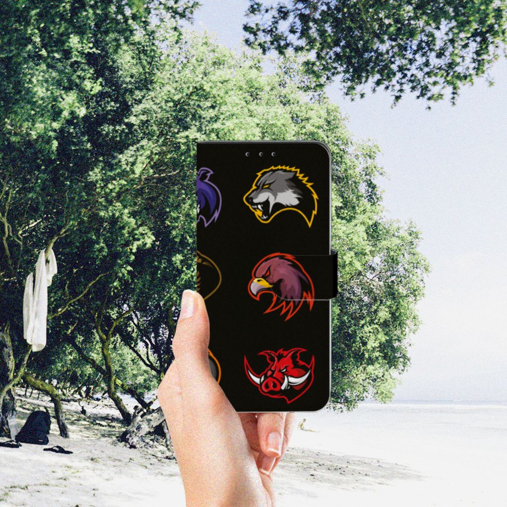 Nokia 2.3 Leuk Hoesje Cartoon met kleurrijke cartoon dieren op een zwarte achtergrond.