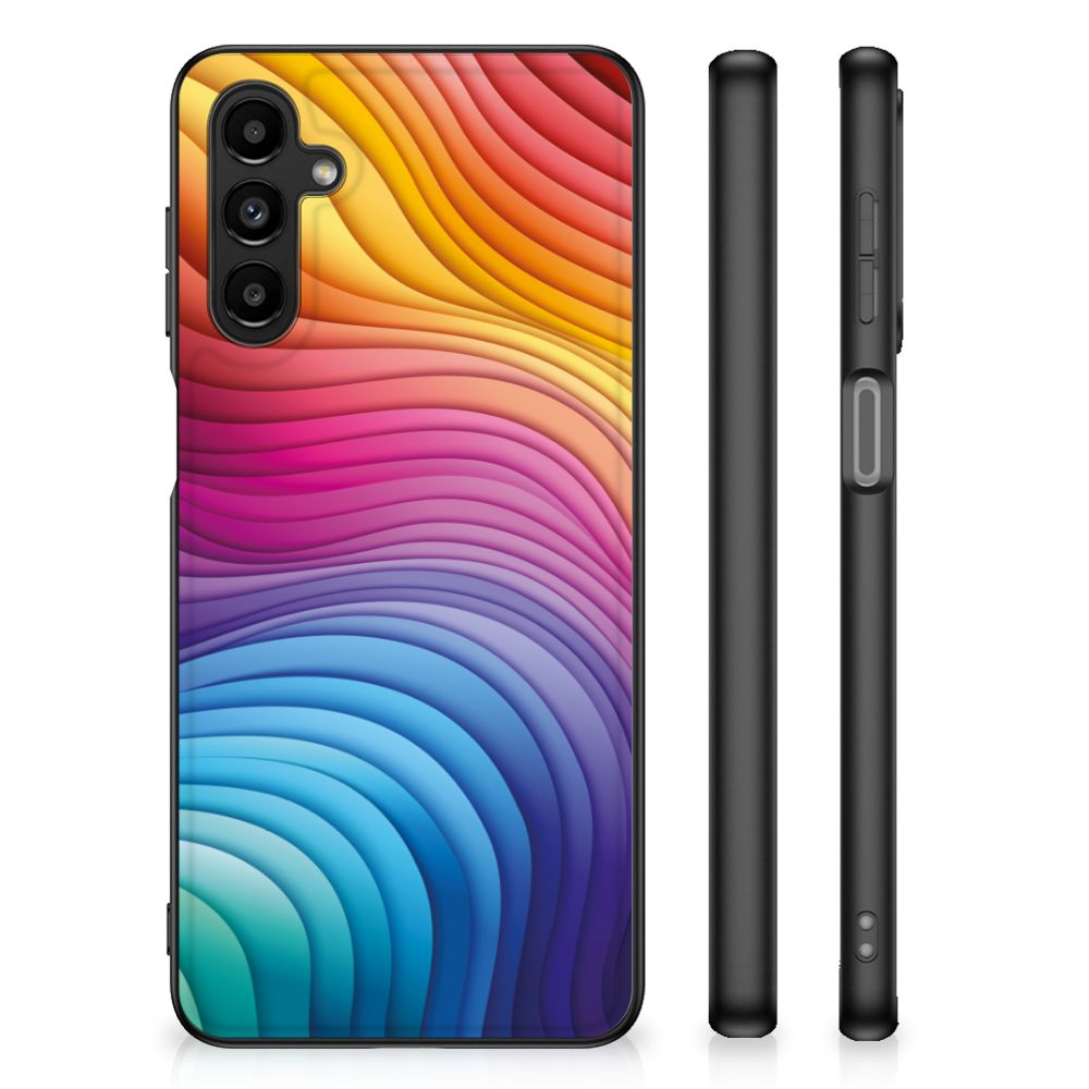Backcover voor Samsung Galaxy A14 5G Regenboog met kleurrijk design in golvende patronen.