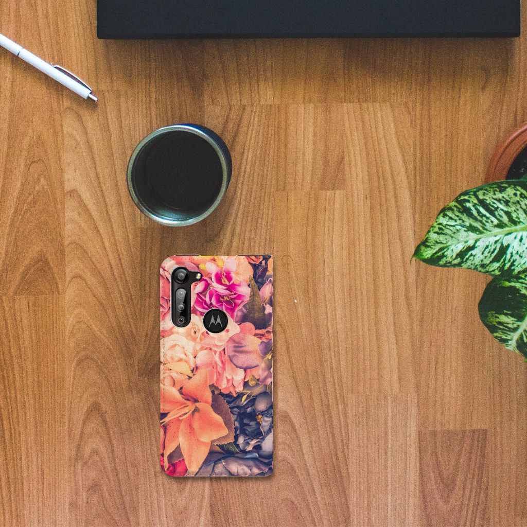 Motorola Moto G8 Power Smart Cover Bosje Bloemen - B2C Telecom