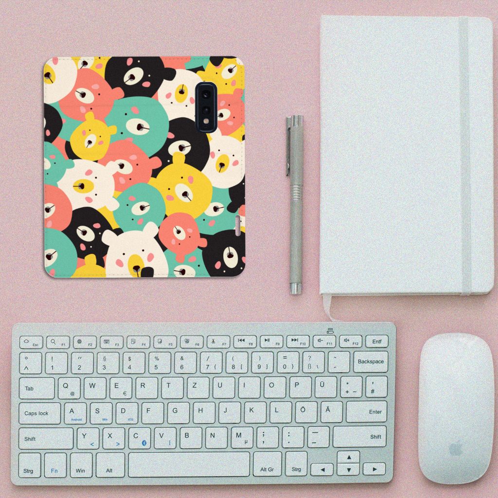 Samsung Galaxy S10e Magnet Case Bears