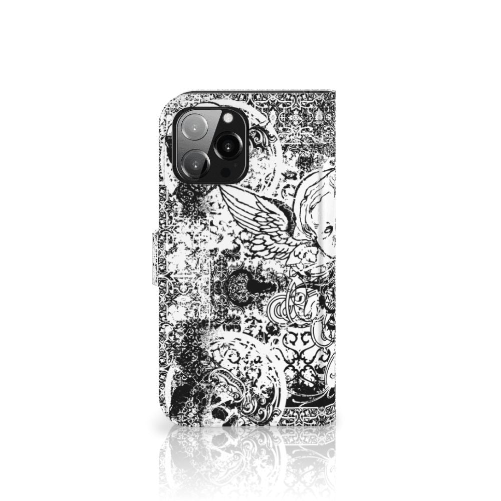 Telefoonhoesje met Naam iPhone 13 Pro Max Skulls Angel met zwart-wit engel en schedels design.