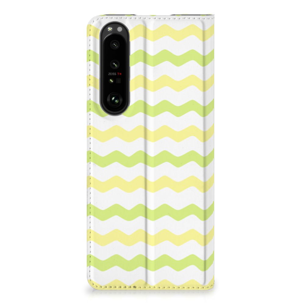 Sony Xperia 1 III Hoesje met Magneet Waves Yellow - B2C Telecom