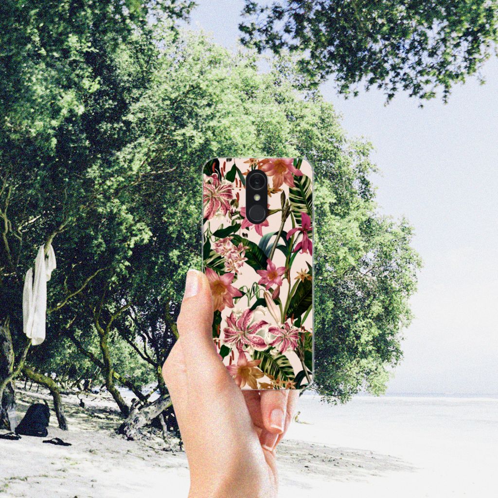 LG Q7 TPU Case Flowers