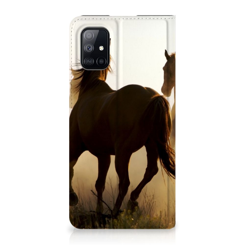 Samsung Galaxy M51 Hoesje maken Design Cowboy met paardenprint in zonlicht.